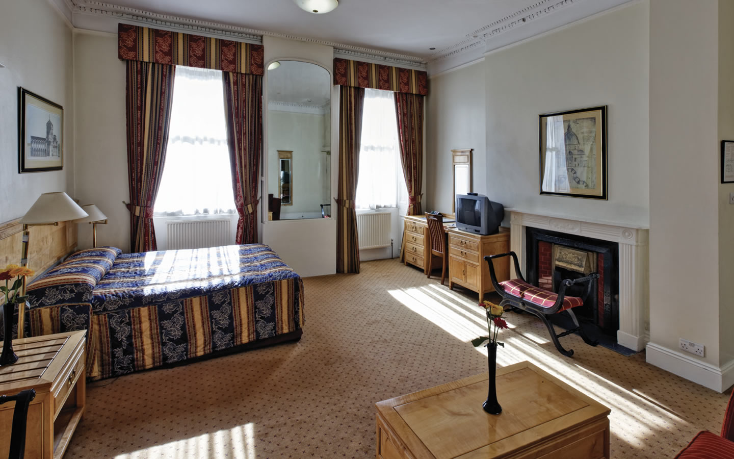 Grange Lancaster Budget Hotel Near Covent Garden